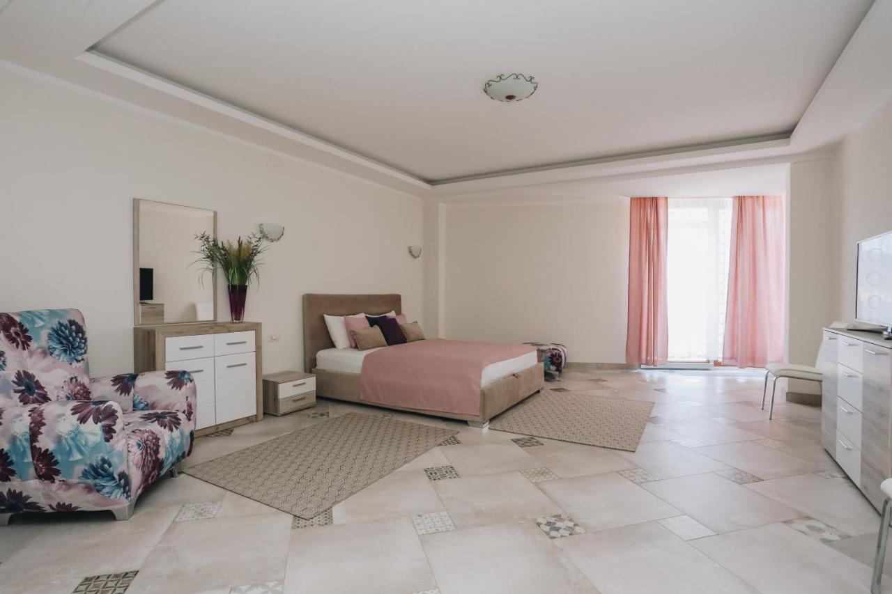 Villa Semiramis Тиват Экстерьер фото